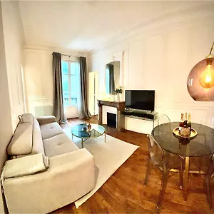  Apartamento Prestige A Luxe, Calme Et Proche Tour Eiffel Et Champs-elysees