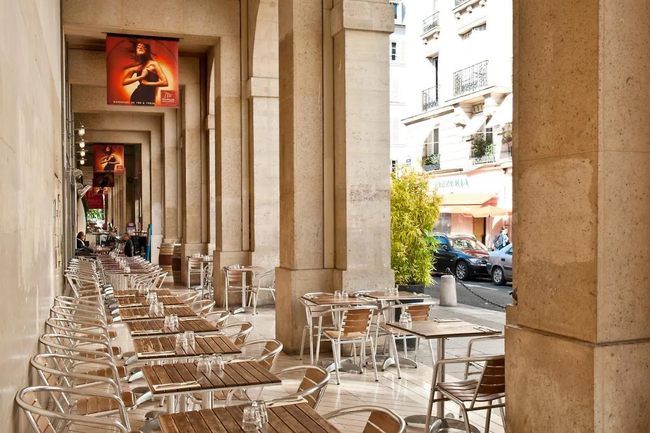Paris Place Du Pantheon Lägenhet
