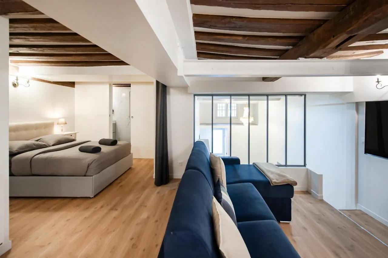 Apartment Paris Place Du Pantheon
